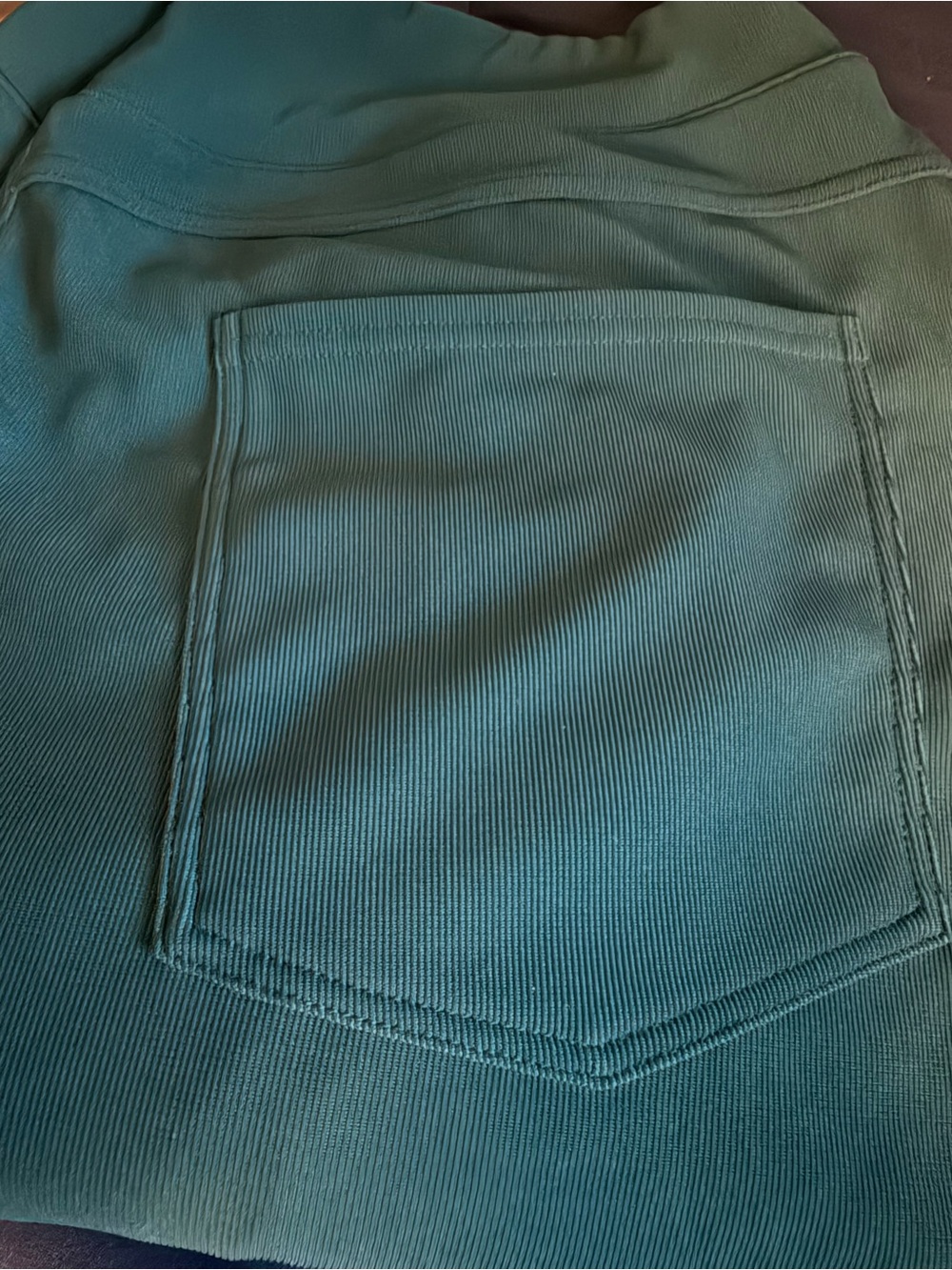 HALARA Green Women's Pants with Back Patch Pockets